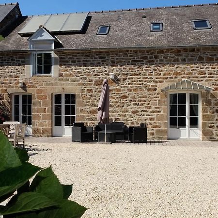 Апартаменти Le Logis De Mordreuc Pleudihen-sur-Rance Екстер'єр фото